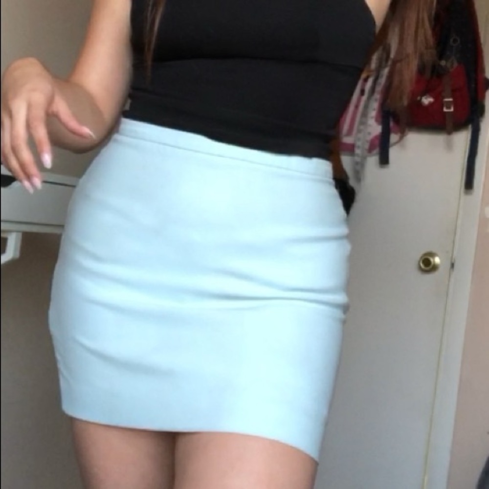Bebe skirt